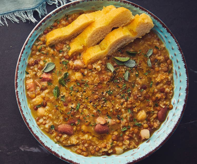 Zuppa di Farro Perlato e Lenticchie